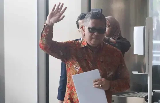 Tetapkan Sekjen PDIP Hasto Kristiyanto sebagai Tersangka