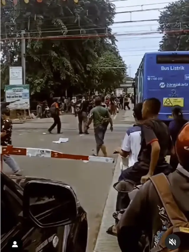 Viral Penumpang Panik Berhamburan