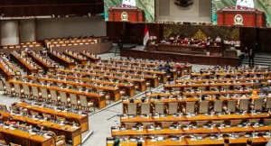 DPR Rapat dengan TNI Sehari Setelah Demo